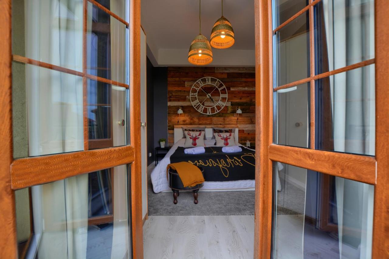 Apartament Fajny Kat Ustrzyki Dolne Dış mekan fotoğraf